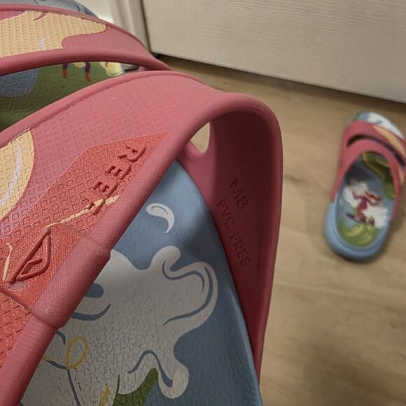 REEF Pink Blue Multicolor Oasis Double Nanna De Jong Beach Slip On Sandals Sz 8 - Picture 8 of 8